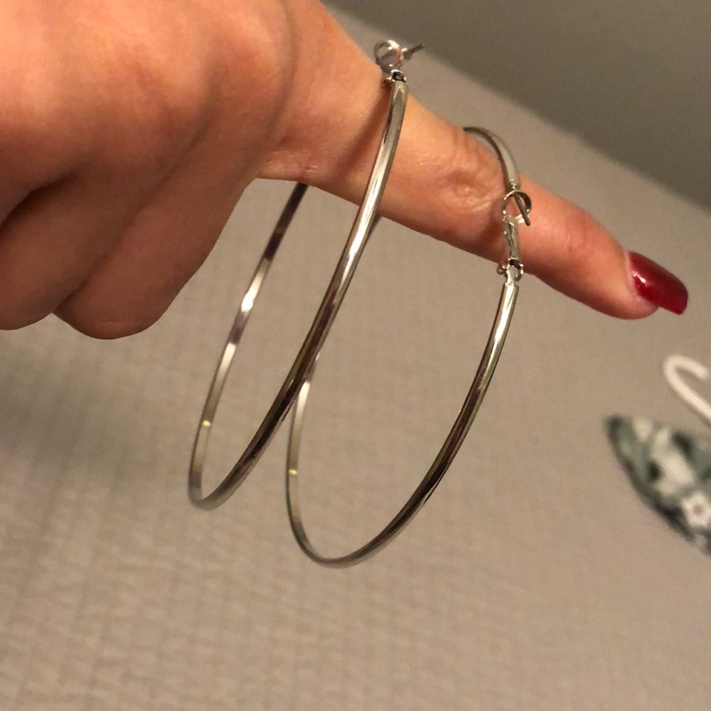 Hoops. - Picture 2 of 3